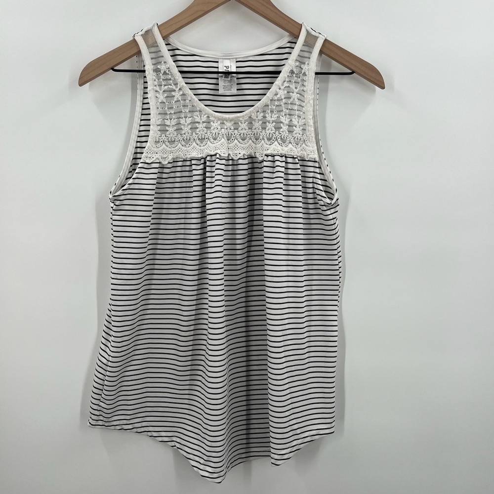 Pistacho Stripped Ladies Tank Top Lace Chest